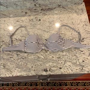 H&M Striped Bikini Top